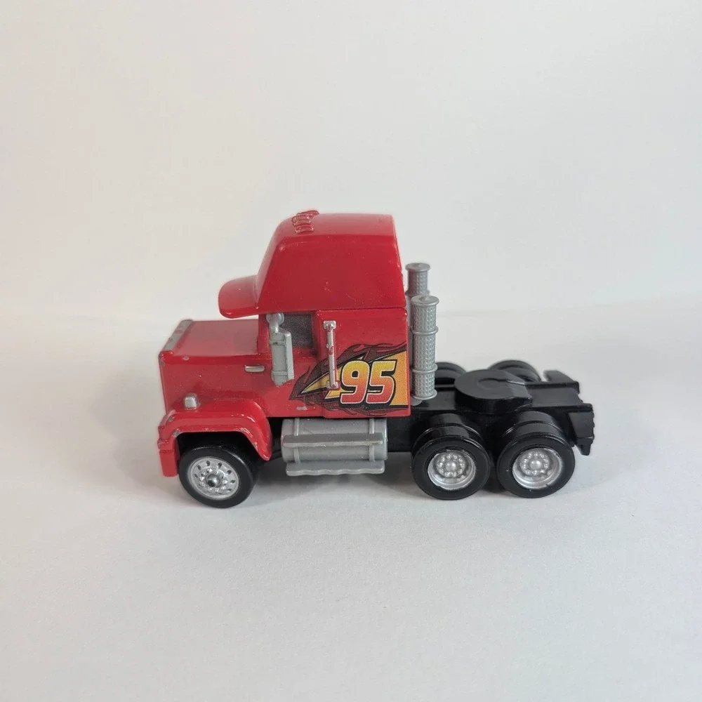 Disney Pixar Cars Mattel Mack Hauler Diecast Semi Truck Red Rust-eze 95